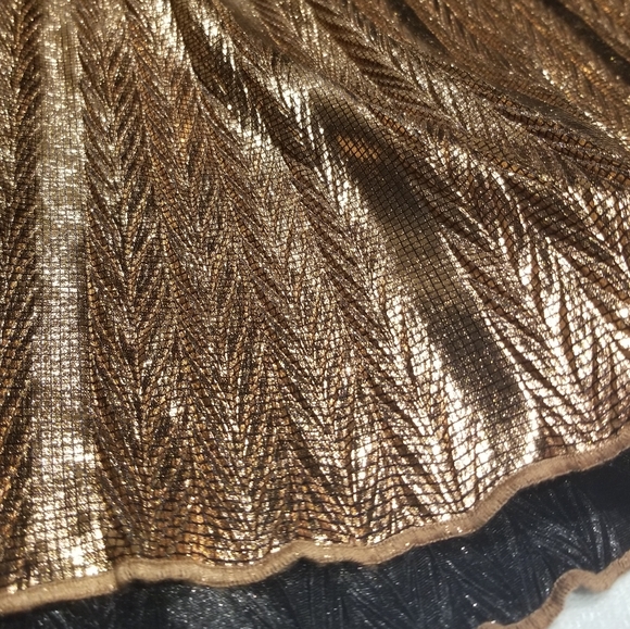 NWOT LuLaRoe Metallic Jill Skirt - Picture 9 of 9